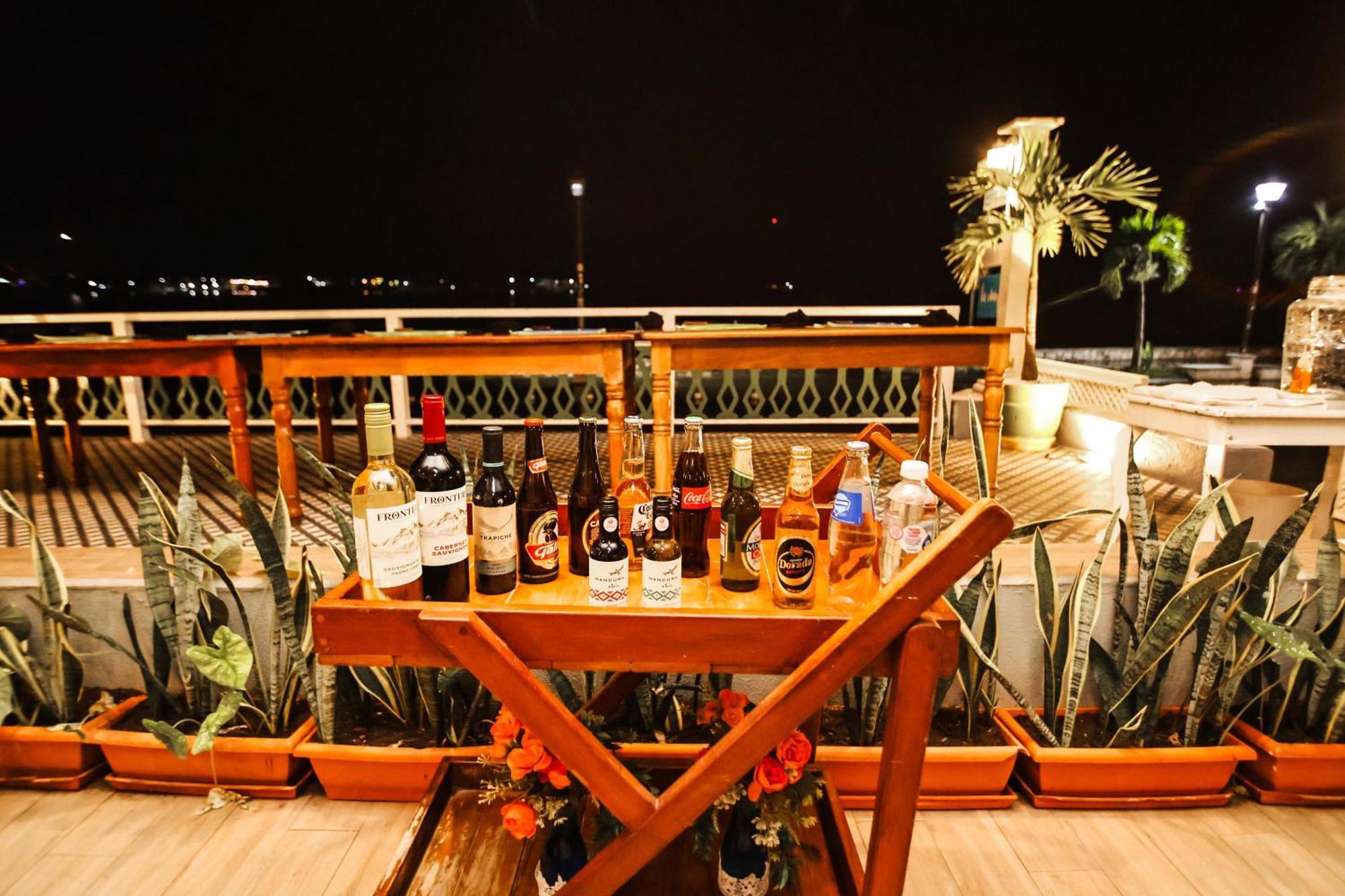 Hotel Peten Express Флорес Екстериор снимка