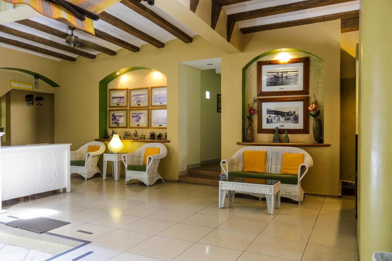 Hotel Peten Express Флорес Екстериор снимка